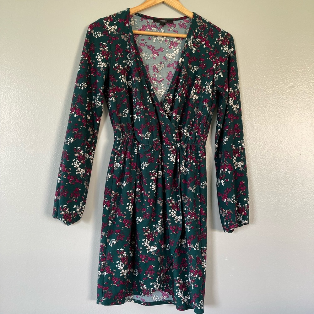 💕6 listings/$12💕 Dark green floral FOREVER 21 long sleeve dress